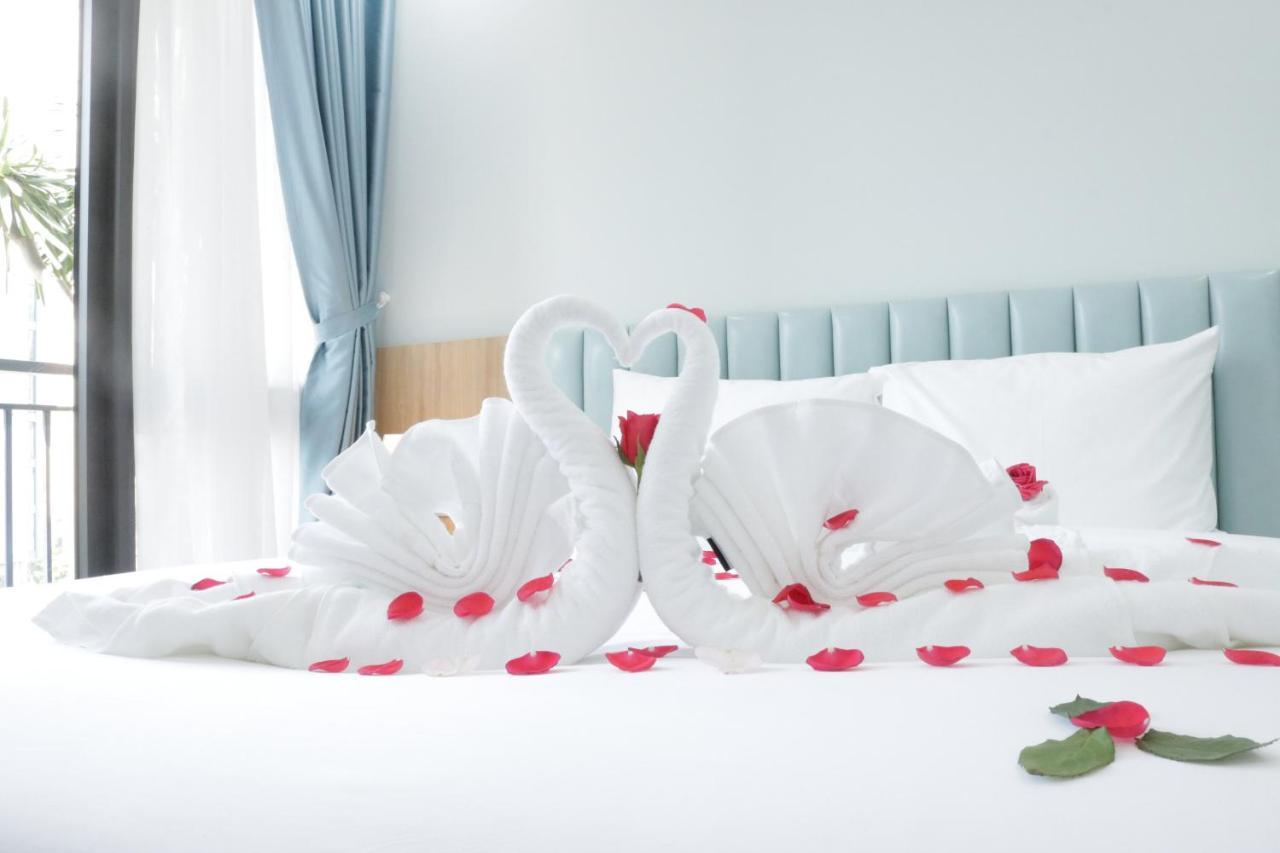 Hummer Hotel & Apartment Da Nang Beach エクステリア 写真