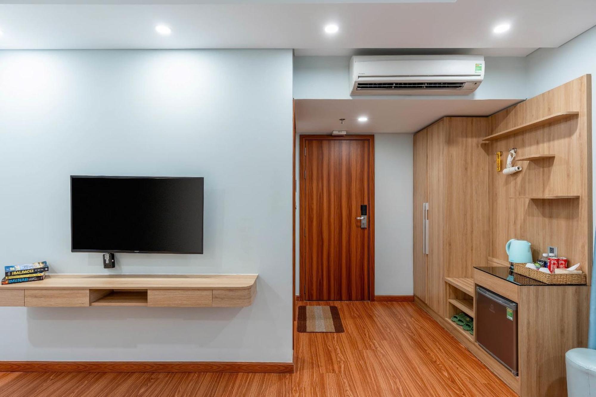 Hummer Hotel & Apartment Da Nang Beach エクステリア 写真