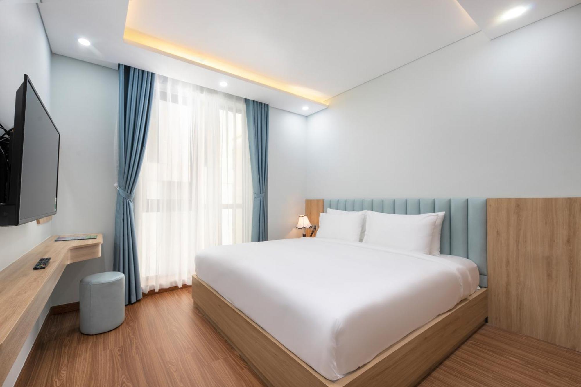 Hummer Hotel & Apartment Da Nang Beach エクステリア 写真